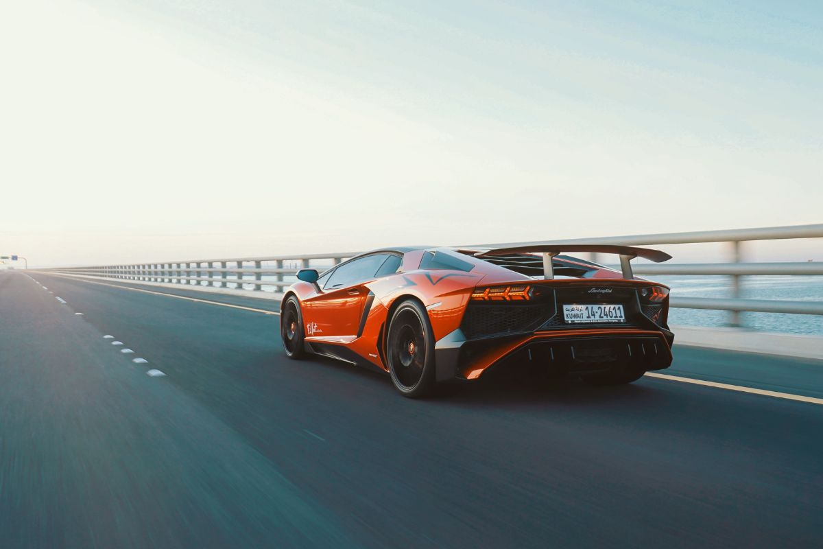 Gamme tous les modèles de voiture en vente Logo Voiture