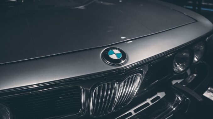 BMW iX : tout savoir sur ce modèle de voiture électrique