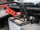 qu'est ce qui peut provoquer la décharge de la batterie moteur éteint